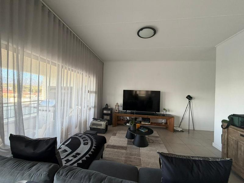 To Let 2 Bedroom Property for Rent in Croydon Western Cape